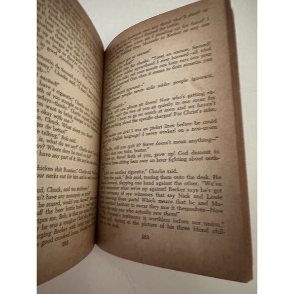 Stanley Wolpert, Aboard the Flying Swan 1956 Pocket Book C-191 1st Print VTG - Picture 9 of 9